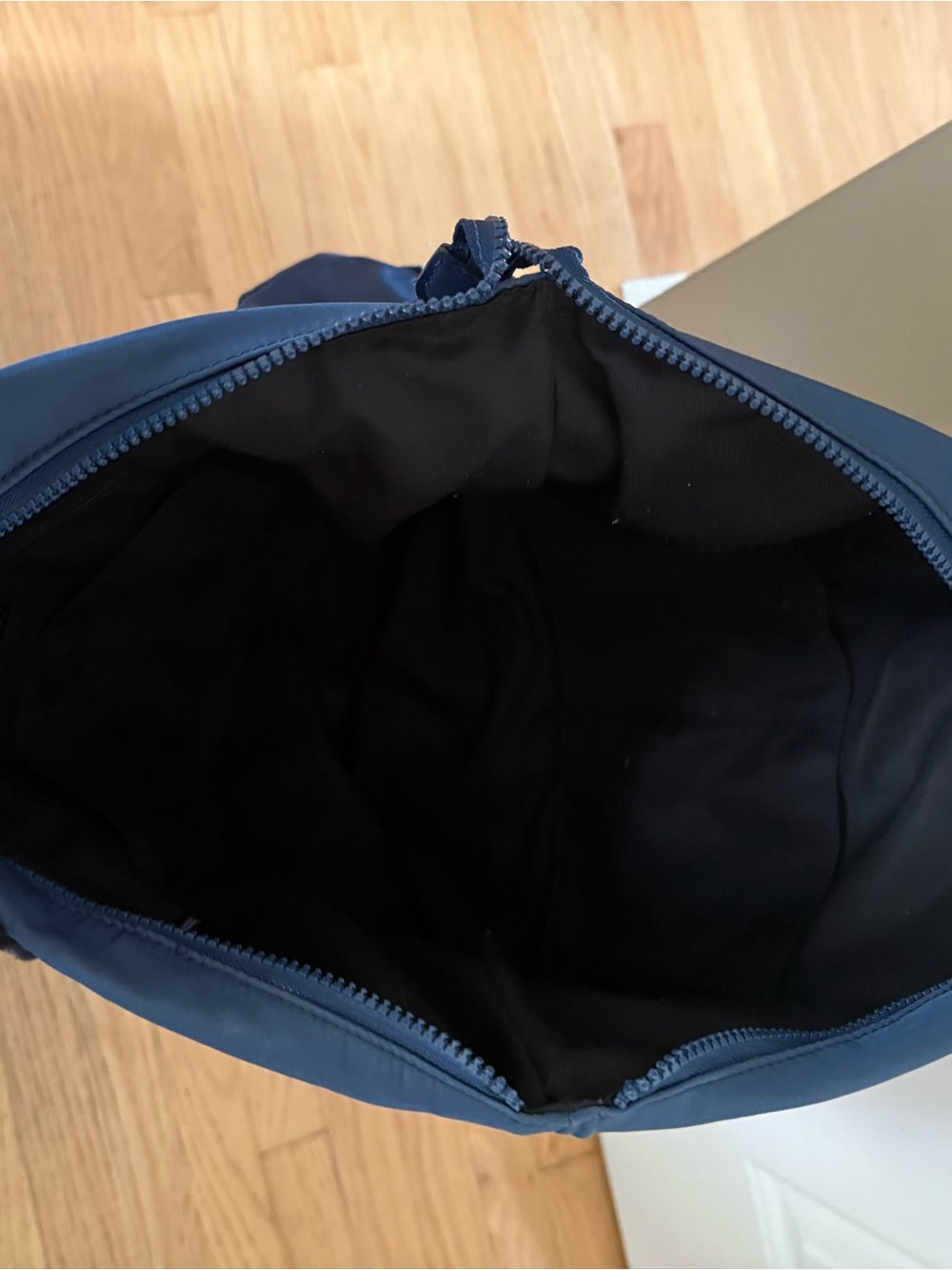 REBECCA MINKOFF North South Nylon Satin Tote Bag Navy/ Black - Picture 9 of 12